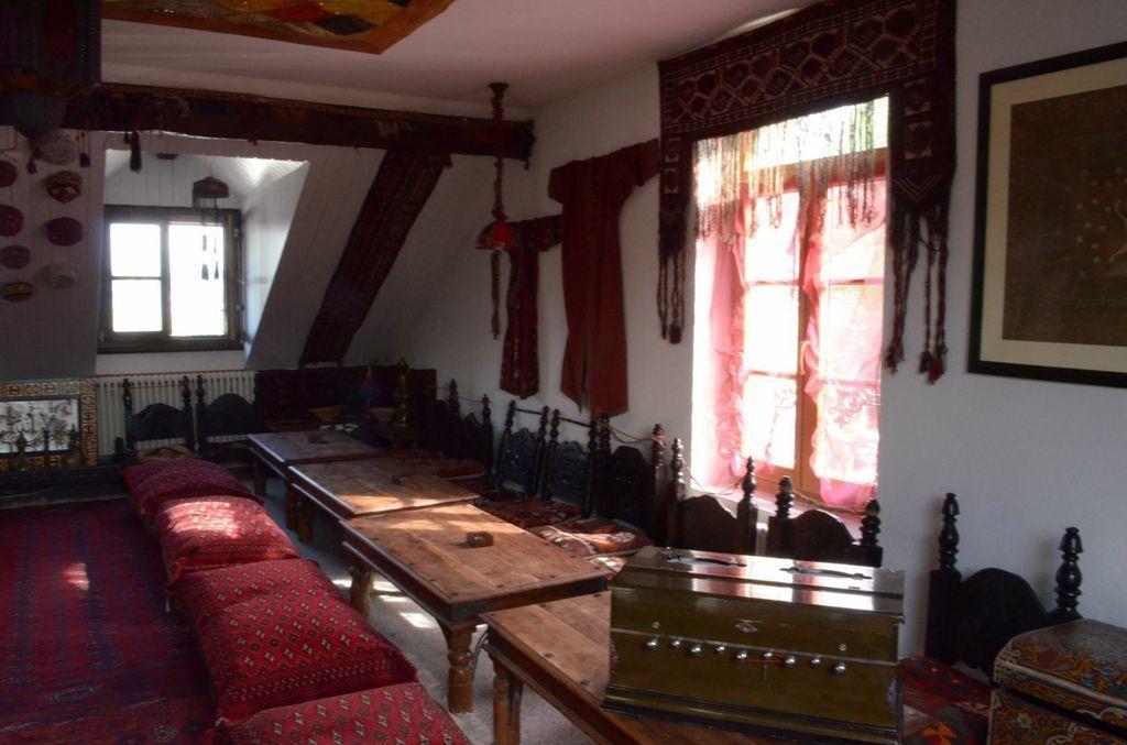 Hotel Restaurant Kutchi 벨뷰 외부 사진